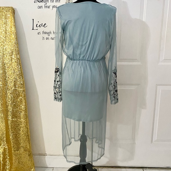 Embroidered boho flower dress - Picture 6 of 7